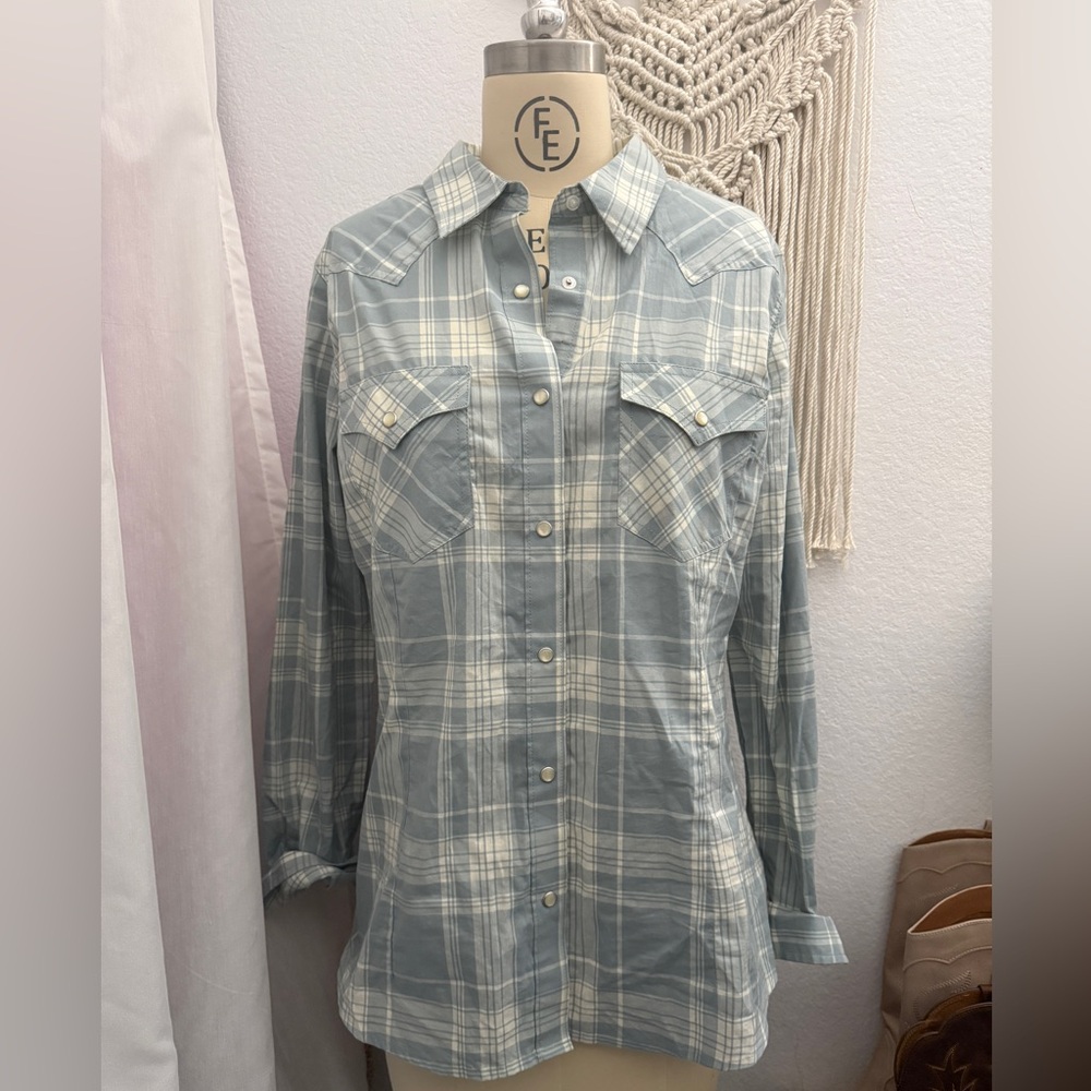 Wrangler Retro Blue Plaid Button-Up Shirt